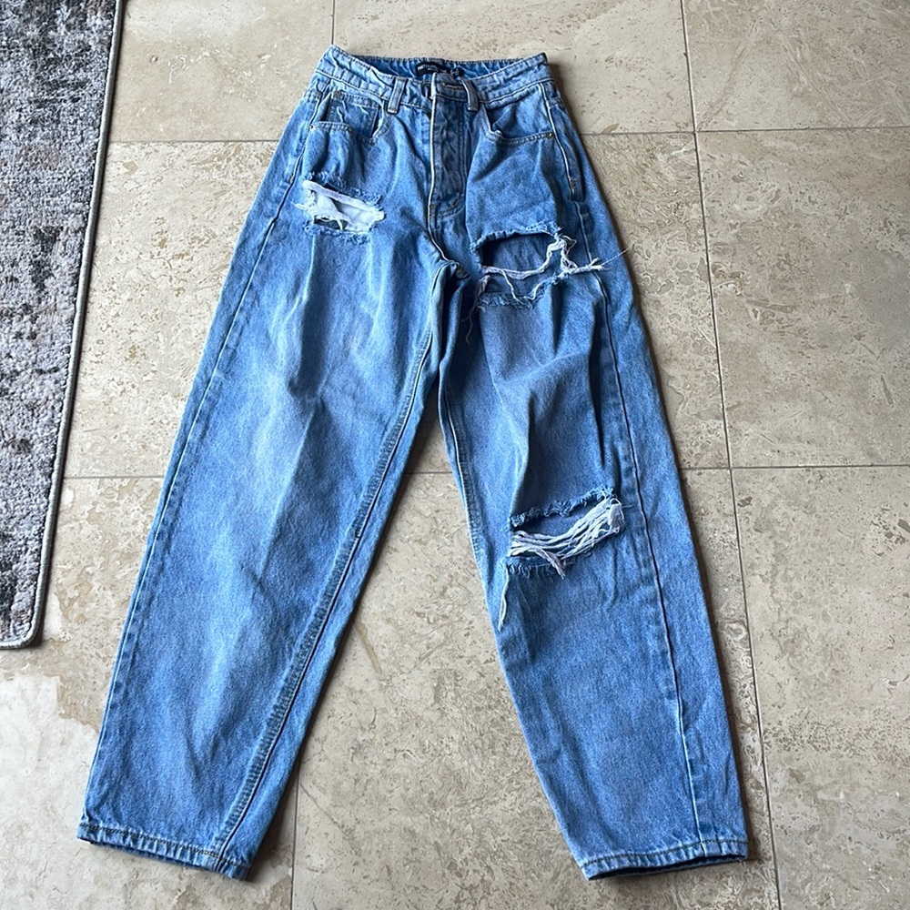 Fashion nova mom jeans